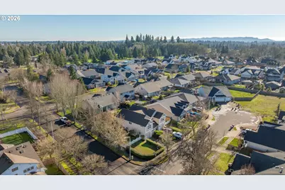2296 NW Mahala Way, McMinnville, OR 97128 - Photo 35