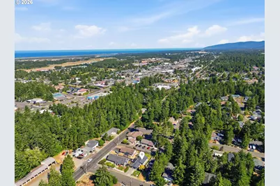 2055 11th St, Florence, OR 97439 - Photo 47