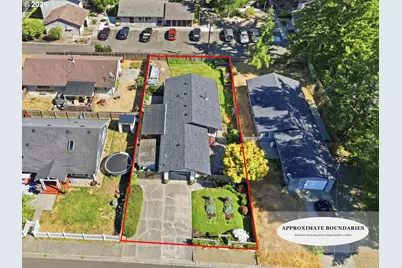 2055 11th St, Florence, OR 97439 - Photo 5