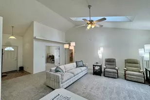 18 Mariners Ln, Florence, OR 97439 - Photo 13