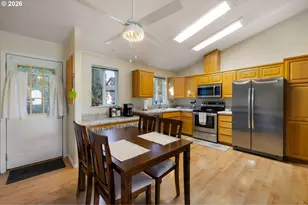 5524 E St, Springfield, OR 97478 - Photo 21