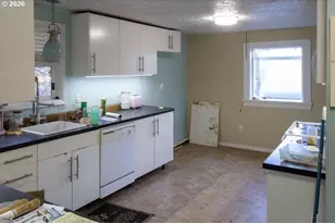 40 SE 133rd Ave, Portland, OR 97233 - Photo 5