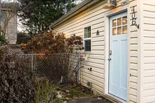 40 SE 133rd Ave, Portland, OR 97233 - Photo 23