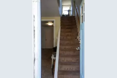 40 SE 133rd Ave #B, Portland, OR 97233 - Photo 11