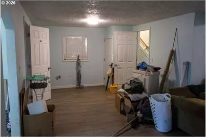 40 SE 133rd Ave #B, Portland, OR 97233 - Photo 3