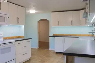 40 SE 133rd Ave, Portland, OR 97233 - Photo 7