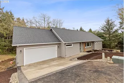 740 Monica Ct, Cannon Beach, OR 97110 - Photo 1