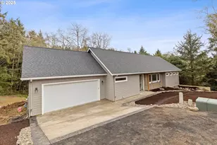 740 Monica Ct, Cannon Beach, OR 97110 - Photo 1