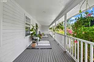 8527 SW 50th Ave, Portland, OR 97219 - Photo 5