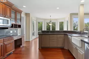 4055 NW Twilight Terrace, Portland, OR 97229 - Photo 19