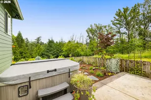 3245 SE Hall Ct, Troutdale, OR 97060 - Photo 37