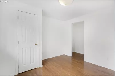 1950 NW Ivy Pl, Redmond, OR 97756 - Photo 15