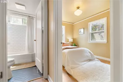7340 N Willamette Blvd, Portland, OR 97203 - Photo 21