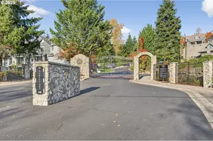 880 Springtree Ln, West Linn, OR 97068 - Photo 39