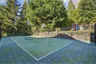 880 Springtree Ln, West Linn, OR 97068 - Photo 33