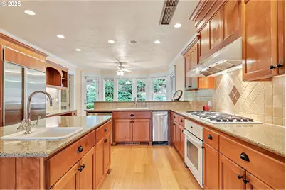 28408 Spencer Creek Rd, Eugene, OR 97405 - Photo 17