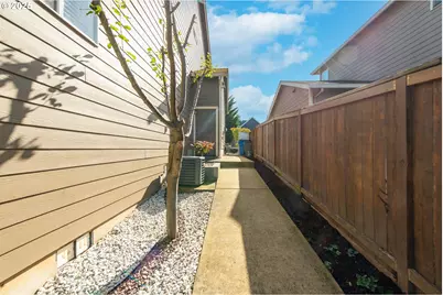 4949 NE 26th Ave, Vancouver, WA 98663 - Photo 43