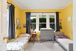 424 S 3rd St, Silverton, OR 97381 - Photo 25