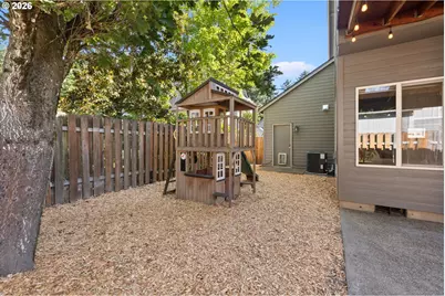 8945 SW Terreton Pl, Portland, OR 97223 - Photo 41