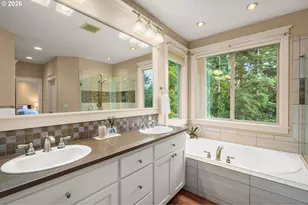 9222 NW Murdock St, Portland, OR 97229 - Photo 27