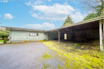 1900 Rowe St, Reedsport, OR 97467 - Photo 33