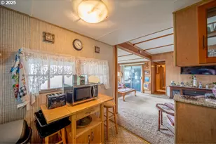 1900 Rowe St, Reedsport, OR 97467 - Photo 5