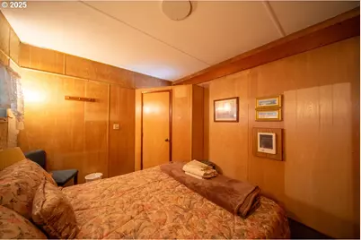 1900 Rowe St, Reedsport, OR 97467 - Photo 7