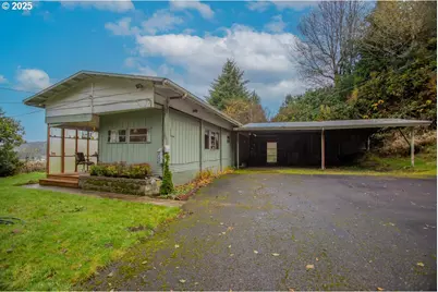 1900 Rowe St, Reedsport, OR 97467 - Photo 27