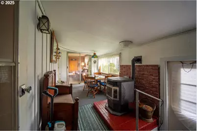 1900 Rowe St, Reedsport, OR 97467 - Photo 15