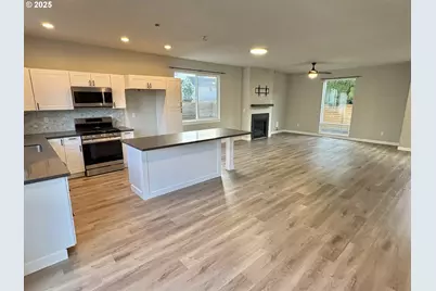 2443 26th Ave, Forest Grove, OR 97116 - Photo 9
