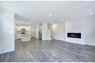 17402 NW 10th Pl, Ridgefield, WA 98642 - Photo 9