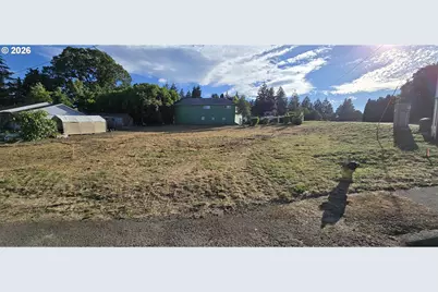 510 W 5th St, La Center, WA 98629 - Photo 3