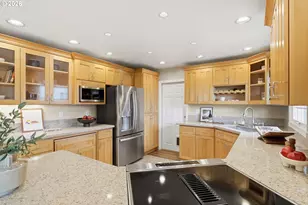 10055 SW Inez St, Portland, OR 97224 - Photo 7
