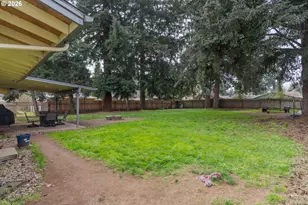 1095 N Manzanita St, Canby, OR 97013 - Photo 25