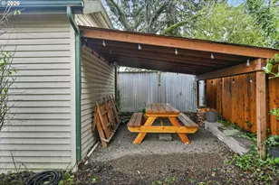 7701 N Hodge Ave, Portland, OR 97203 - Photo 45