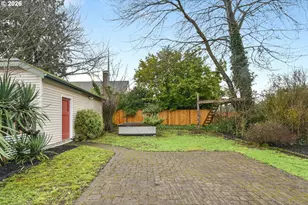 7701 N Hodge Ave, Portland, OR 97203 - Photo 41