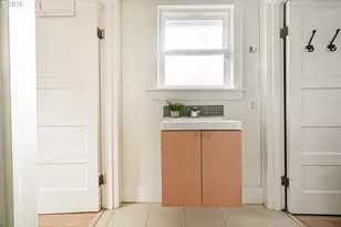 7701 N Hodge Ave, Portland, OR 97203 - Photo 23