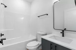 6677 N Fessenden St, Portland, OR 97203 - Photo 9
