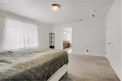652 SW 49th Dr, Gresham, OR 97080 - Photo 17
