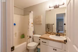 306 E 16th Pl, La Center, WA 98629 - Photo 23
