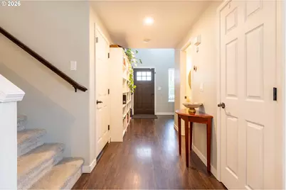 306 E 16th Pl, La Center, WA 98629 - Photo 11