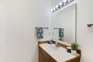 13309 NW 14th Ave, Vancouver, WA 98685 - Photo 9