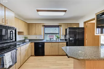 13309 NW 14th Ave #A, Vancouver, WA 98685 - Photo 9