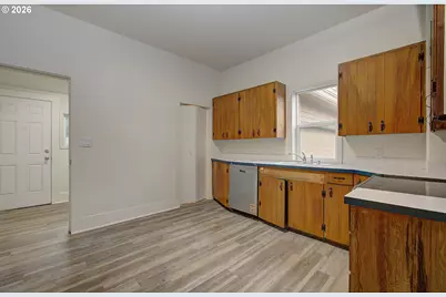 4002 NE 64th Ave, Vancouver, WA 98661 - Photo 9