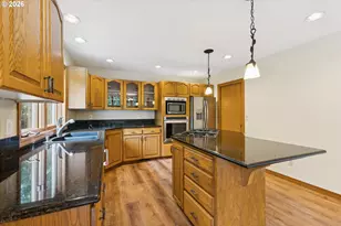 1593 NW Jennifer Pl, Portland, OR 97229 - Photo 11