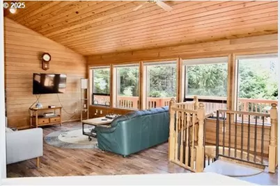 34518 Mutts Way, Gold Beach, OR 97444 - Photo 3