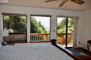 34518 Mutts Way, Gold Beach, OR 97444 - Photo 15
