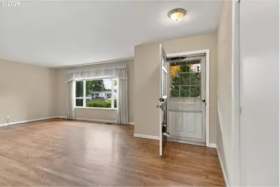 8123 SE Roots Rd, Milwaukie, OR 97267 - Photo 27