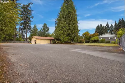 8123 SE Roots Rd, Milwaukie, OR 97267 - Photo 5