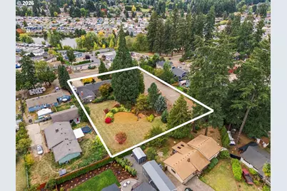 8123 SE Roots Rd, Milwaukie, OR 97267 - Photo 3